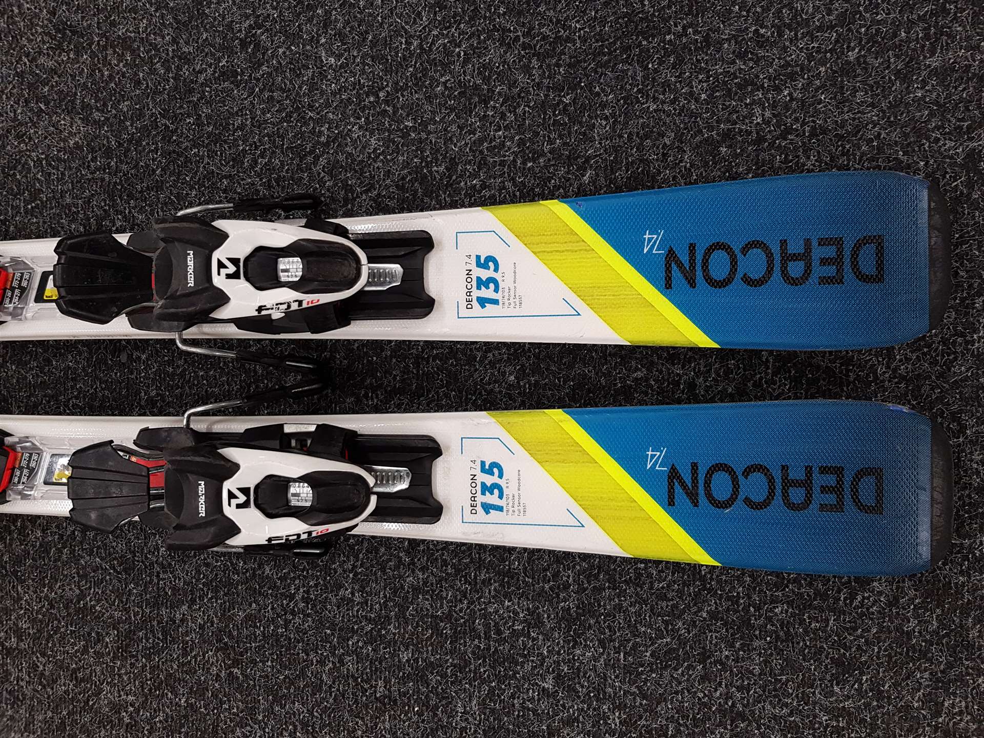 Schiuri folosite VOLKL DEACON 74