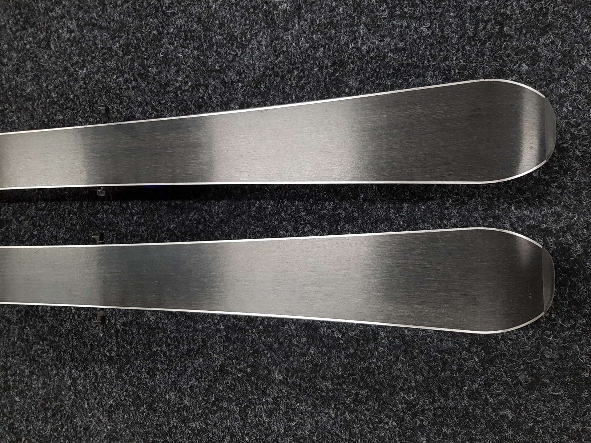 Skis DYNASTAR Team Speed d'occasion + fixations Look Xpress Kid
