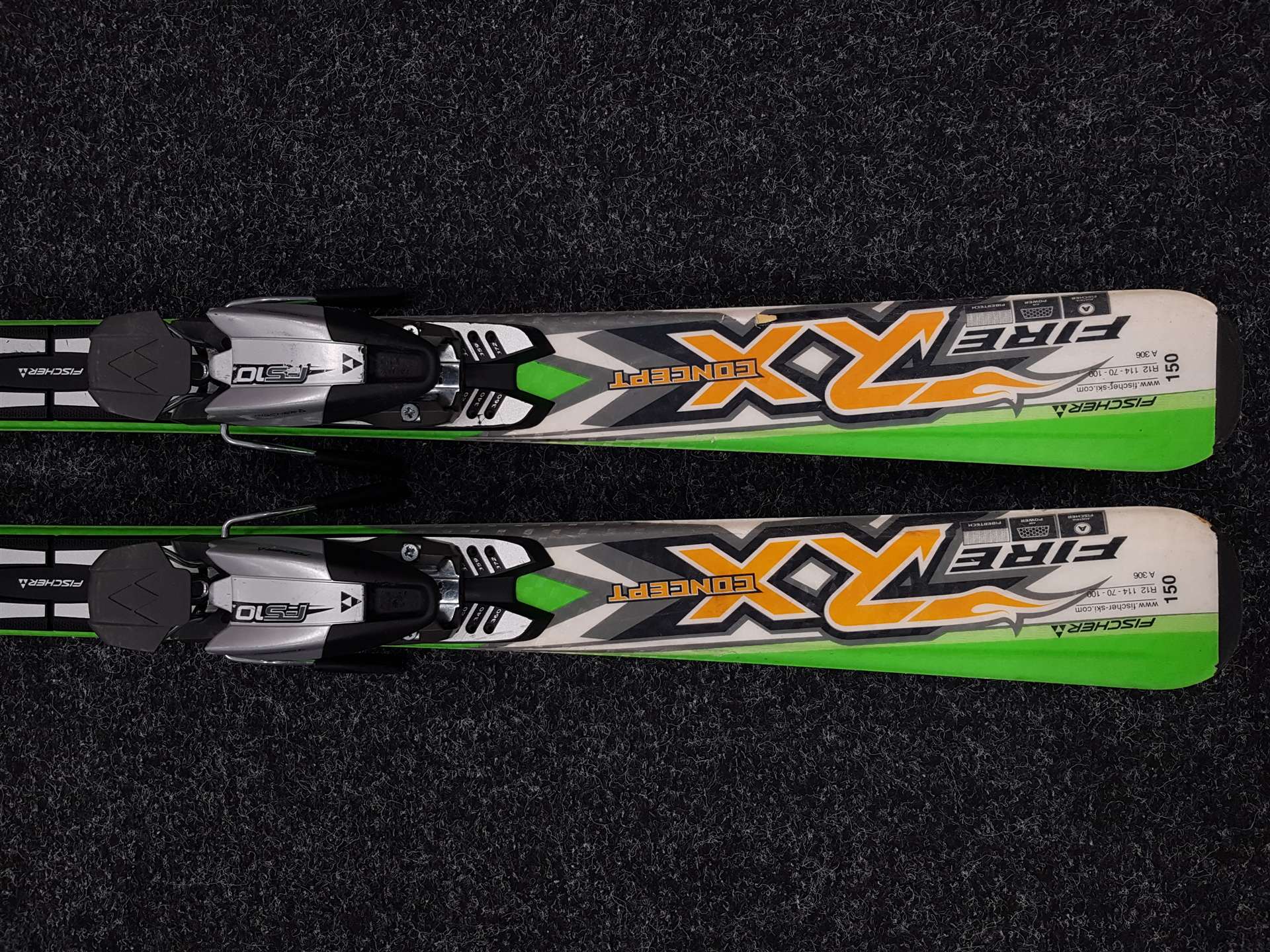 Gebrauchte FISCHER Firetech Concept Ski + Fischer FS10 Bindungen