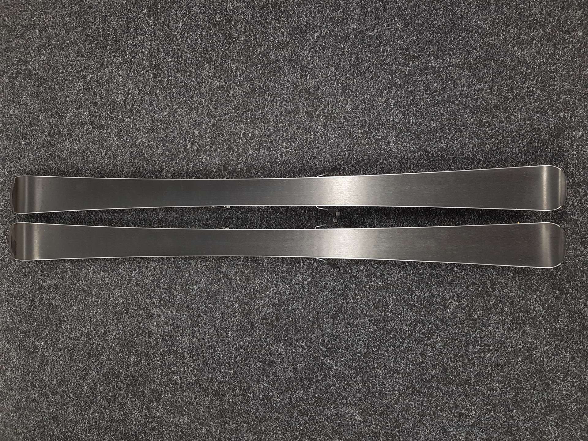 Gebrauchte FISCHER Firetech Concept Ski + Fischer FS10 Bindungen