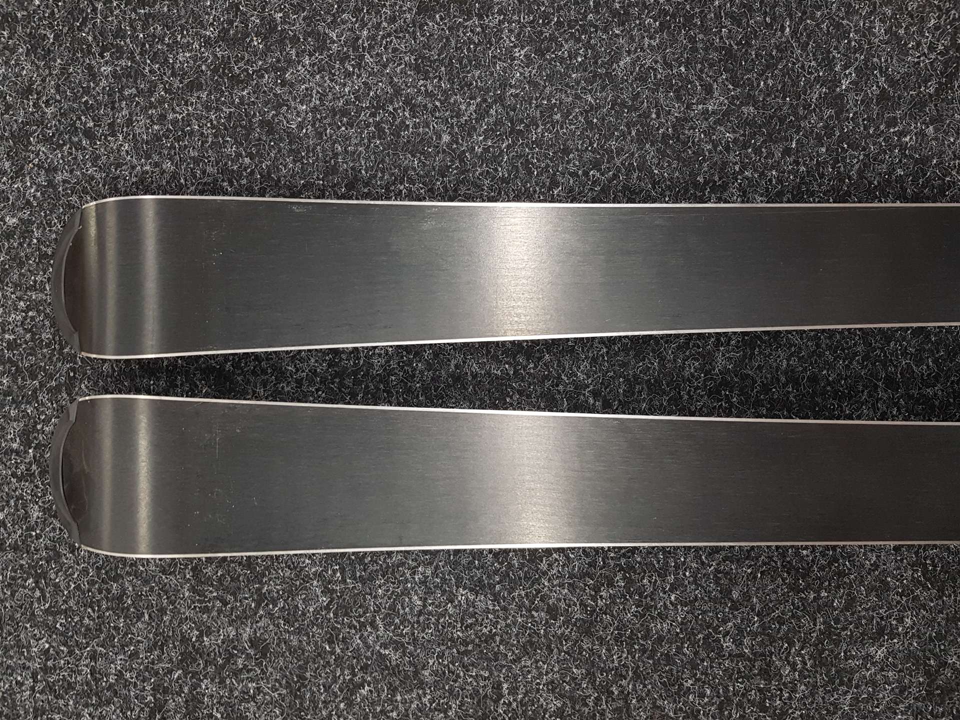 Gebrauchte FISCHER Firetech Concept Ski + Fischer FS10 Bindungen
