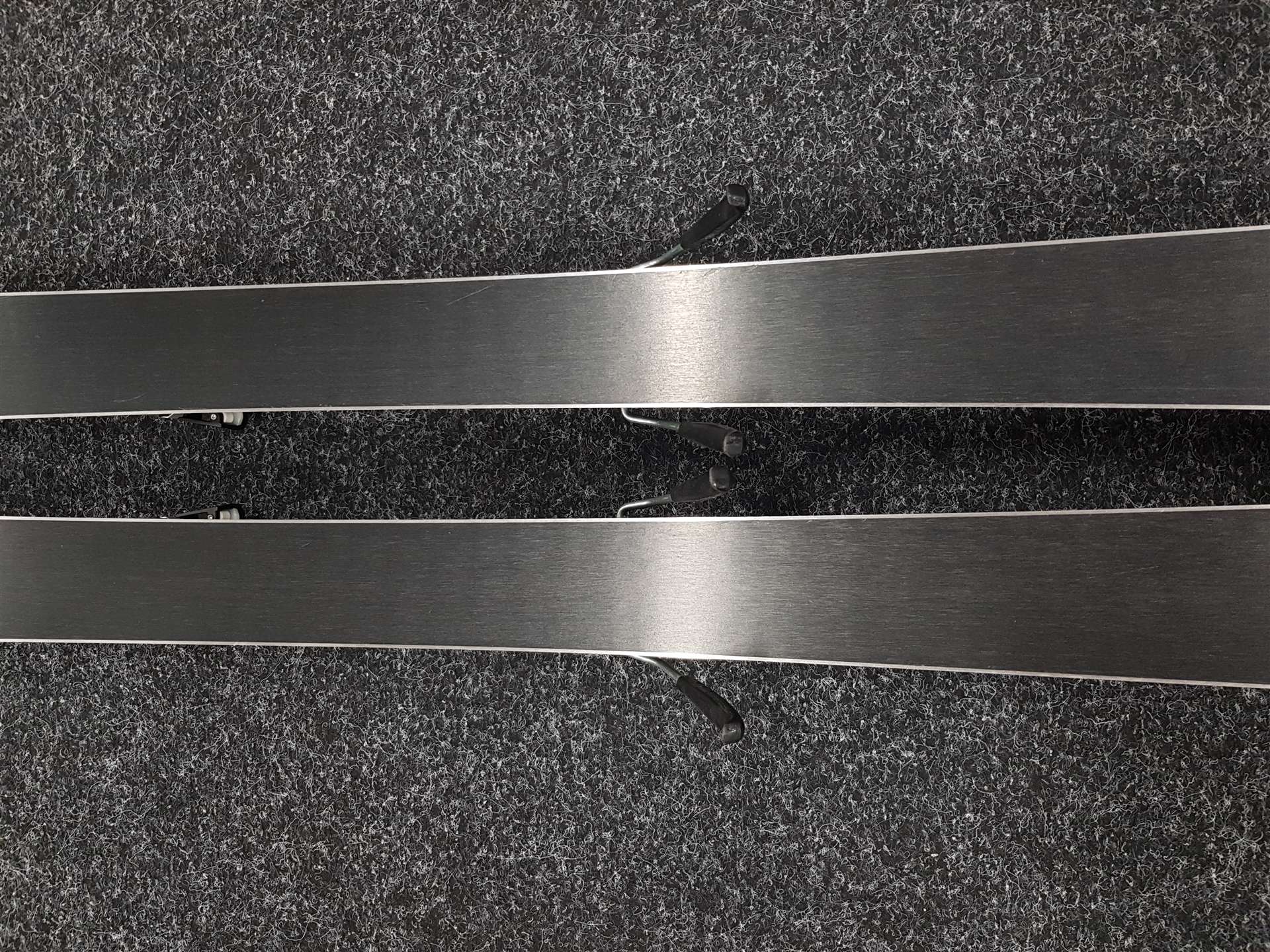Gebrauchte FISCHER Firetech Concept Ski + Fischer FS10 Bindungen