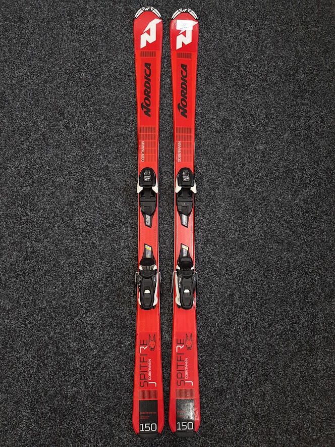 Sci NORDICA Doberman Spitfire usati + attacchi Marker7