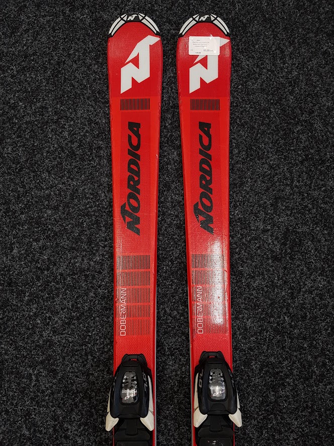 Sci NORDICA Doberman Spitfire usati + attacchi Marker7