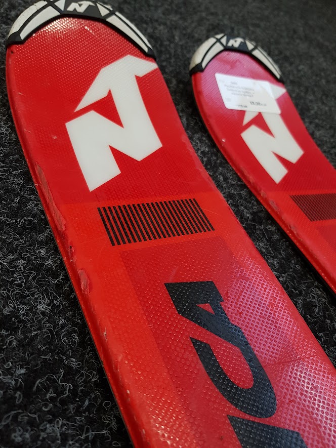 Sci NORDICA Doberman Spitfire usati + attacchi Marker7