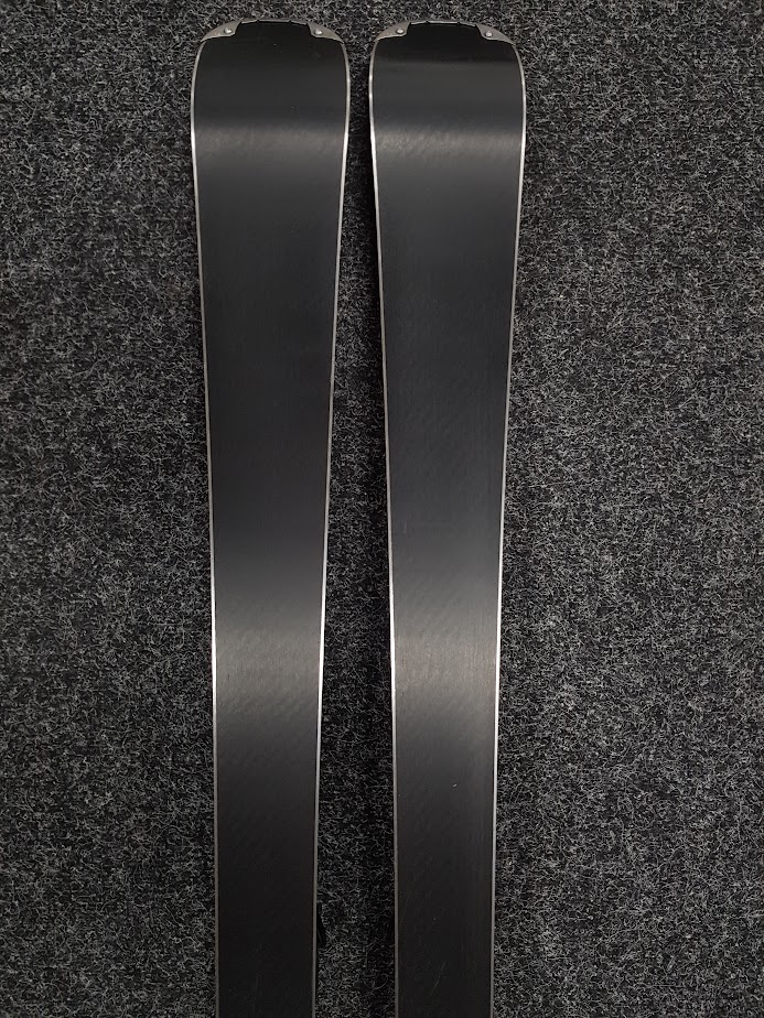 Skis BLIZZARD WCR à prix réduit