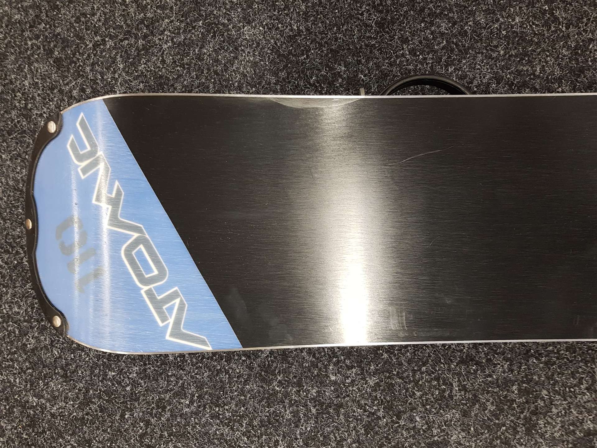 Gebrauchtes ATOMIC Piq Snowboard + Burton Bindungen Größe S