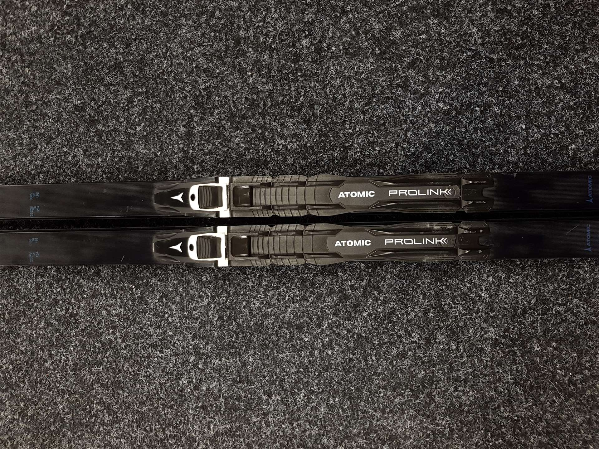 Gebrauchte Atomic Pro S2 Langlaufski + NNN Atomic Prolink Bindungen