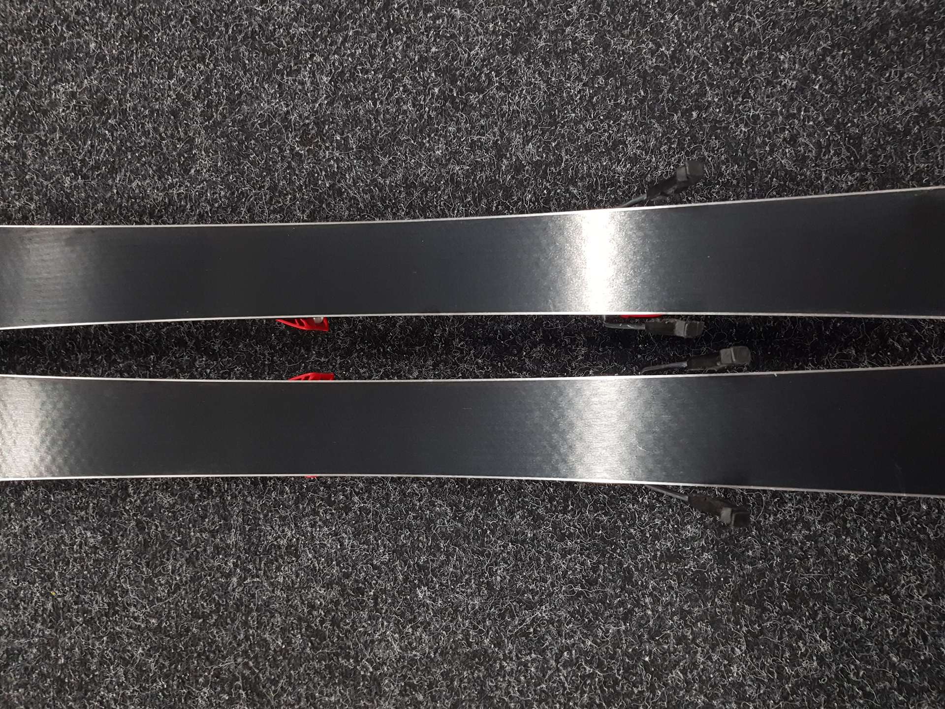 Gebrauchte Kinderski ATOMIC Redster J2 + Atomic 5 Bindungen