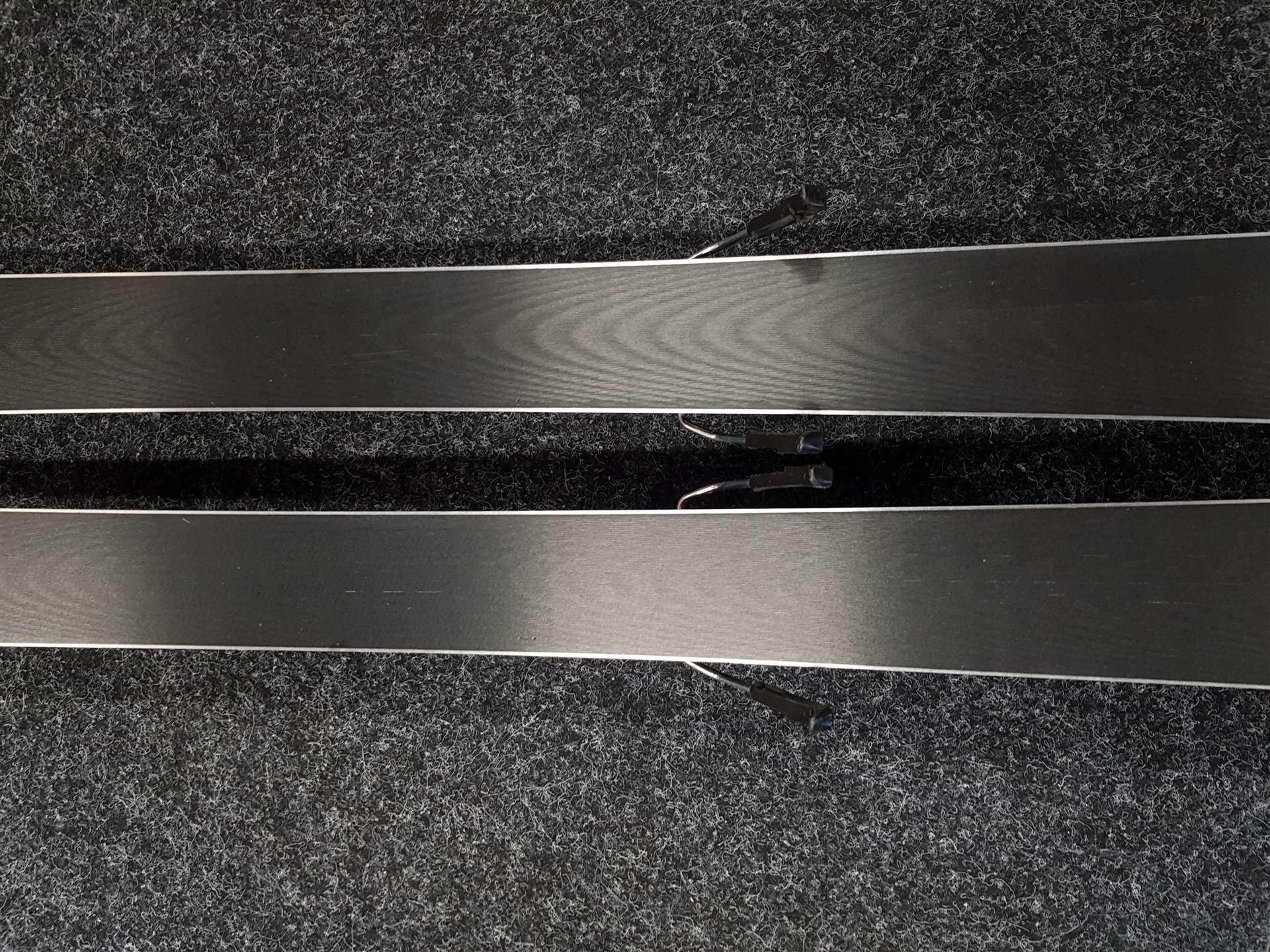 Sci ROSSIGNOL Experience 74 usati + attacchi Look Xpress 10