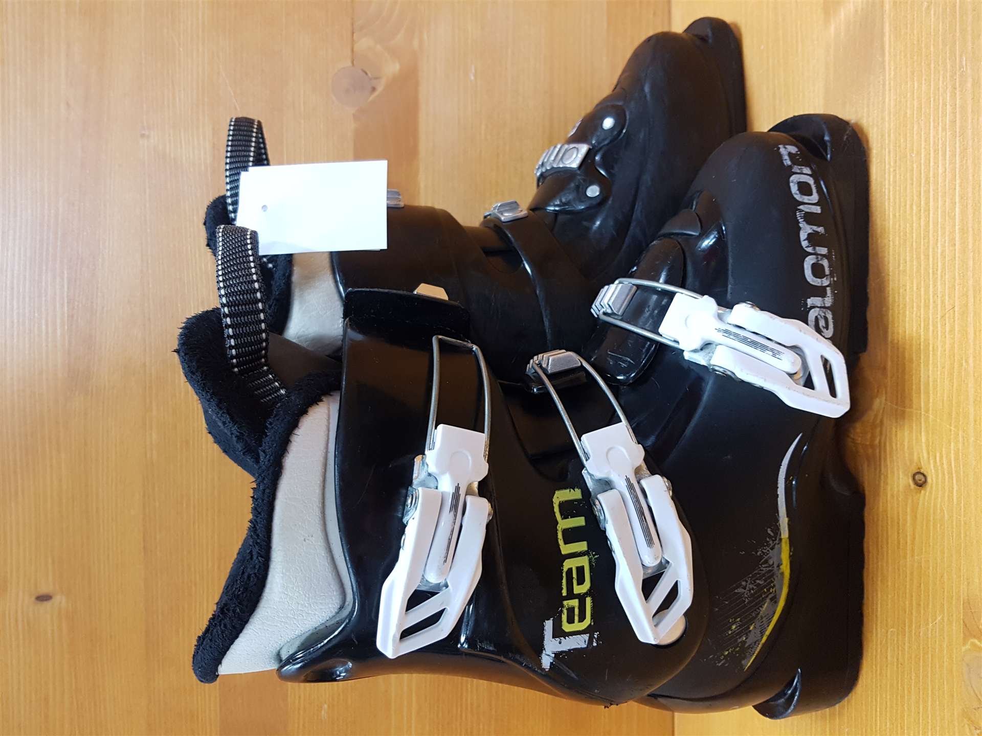 Clăpari de schi SALOMON Team 3 folosiți