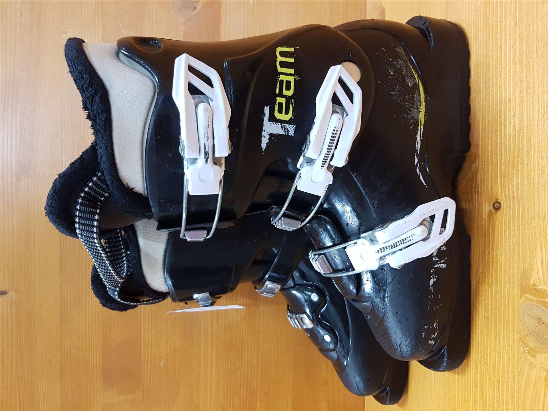 Clăpari de schi SALOMON Team 3 folosiți