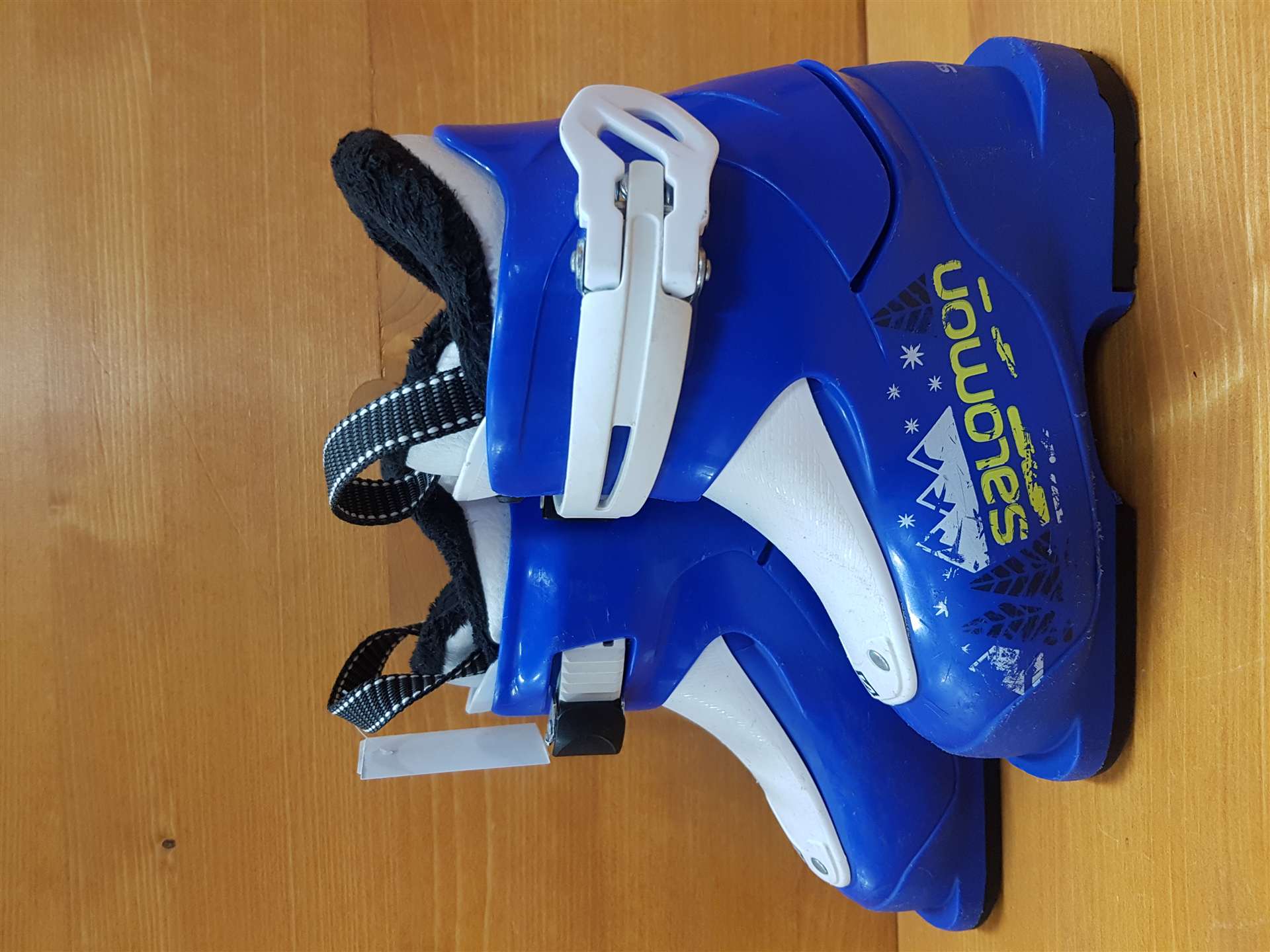 Použité lyžiarky SALOMON T1