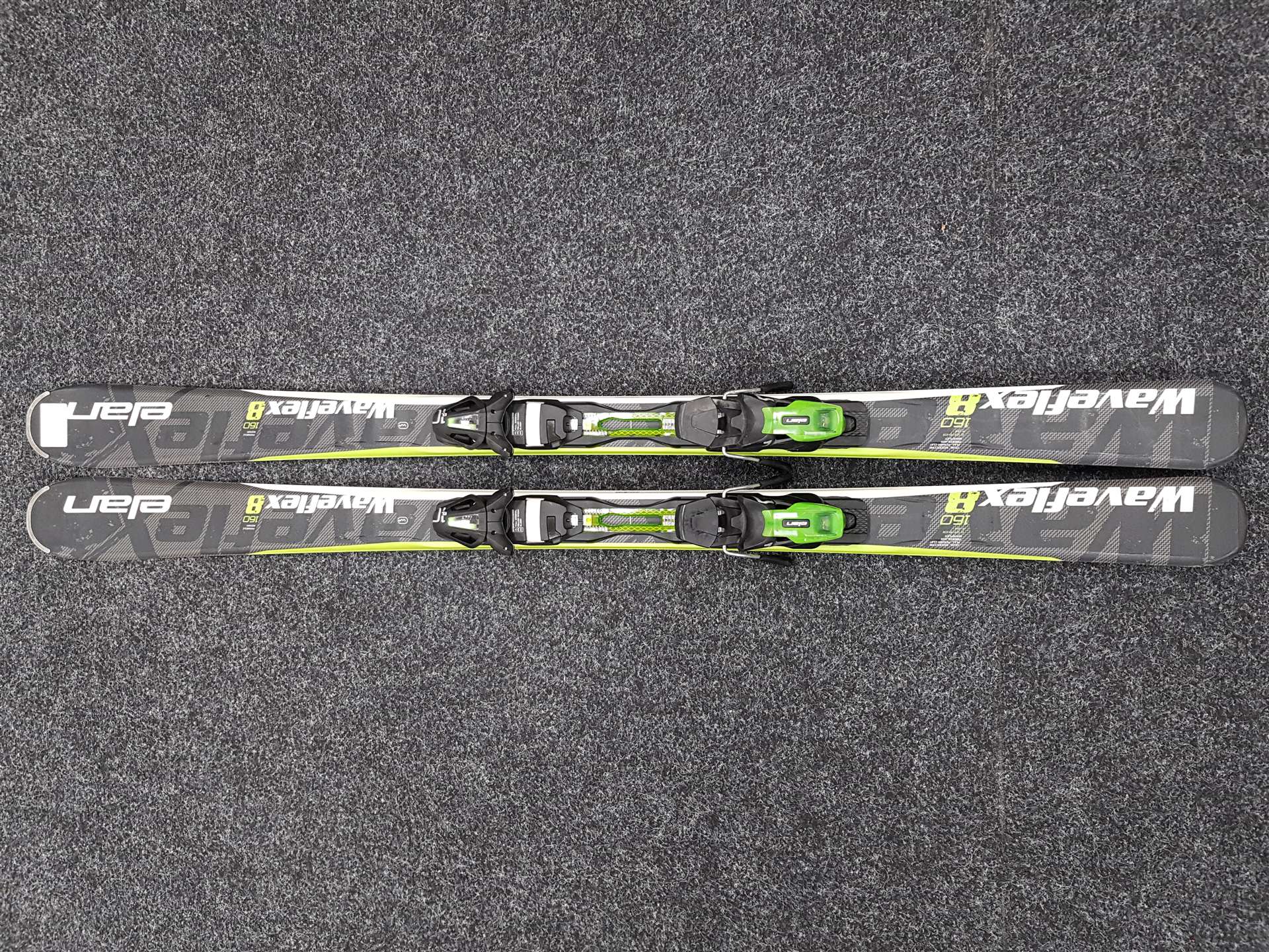 Skis d'occasion ELAN Waveflex 8 + fixations Elan EL 10