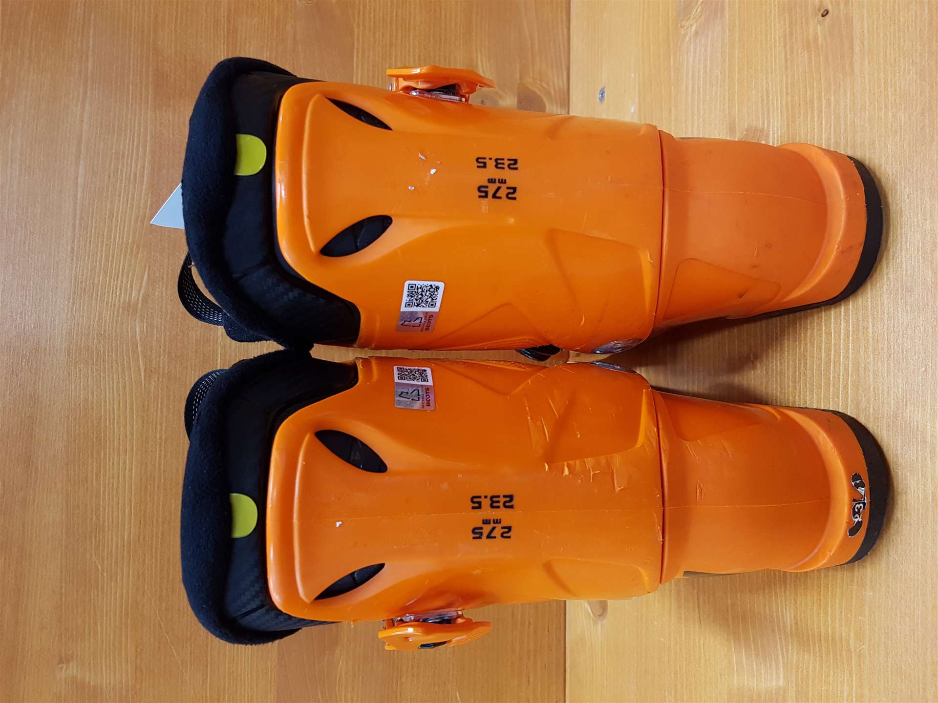 Použité lyžiarky TECNICA JT3 R