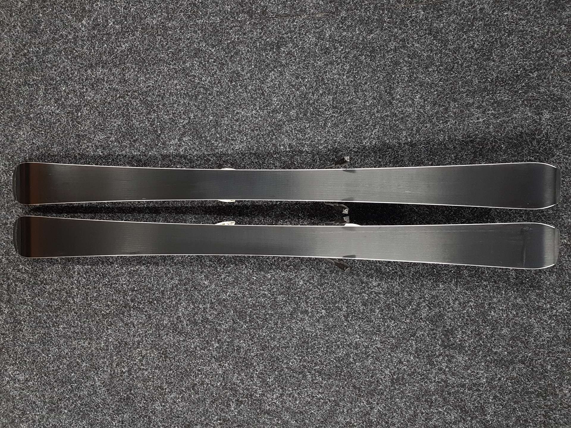 Skis enfant ATOMIC Vantage Girl d'occasion + fixations Atomic 7.5