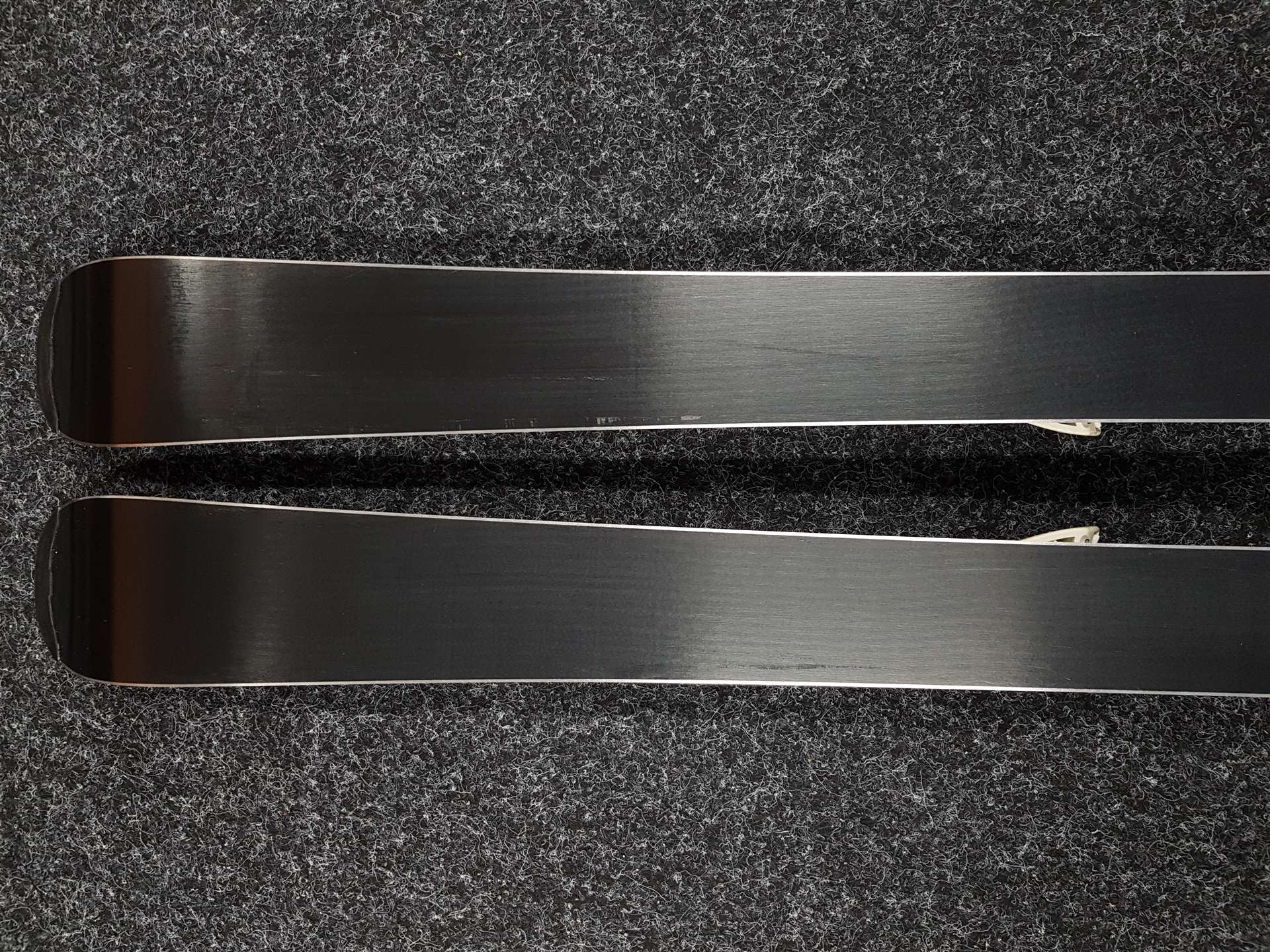 Skis enfant ATOMIC Vantage Girl d'occasion + fixations Atomic 7.5