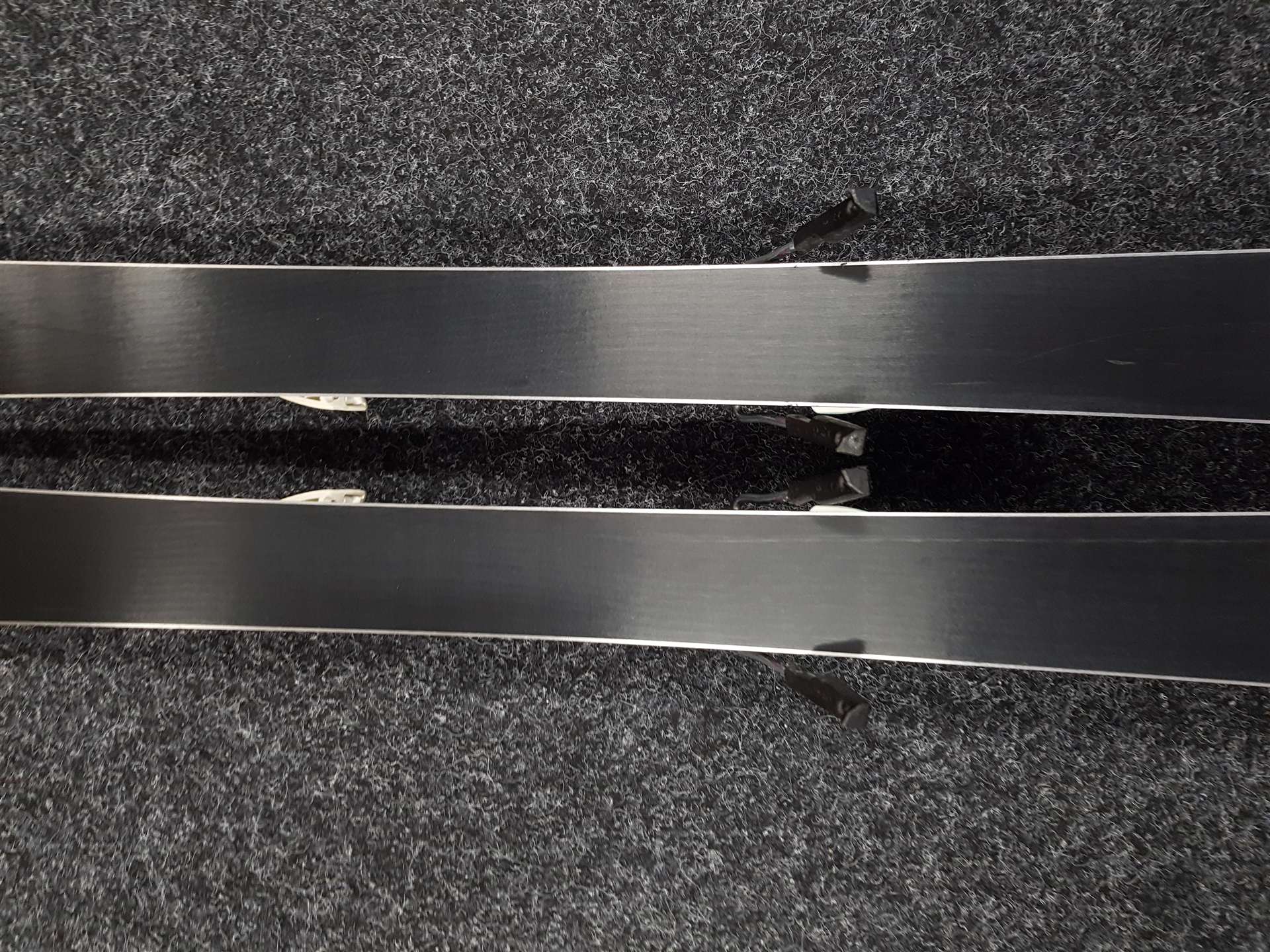 Skis enfant ATOMIC Vantage Girl d'occasion + fixations Atomic 7.5