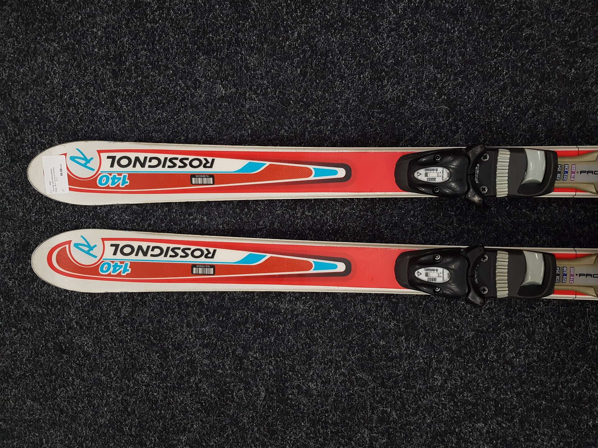 Skis ROSSIGNOL Edge JR d'occasion + fixations Fischer FJ 7
