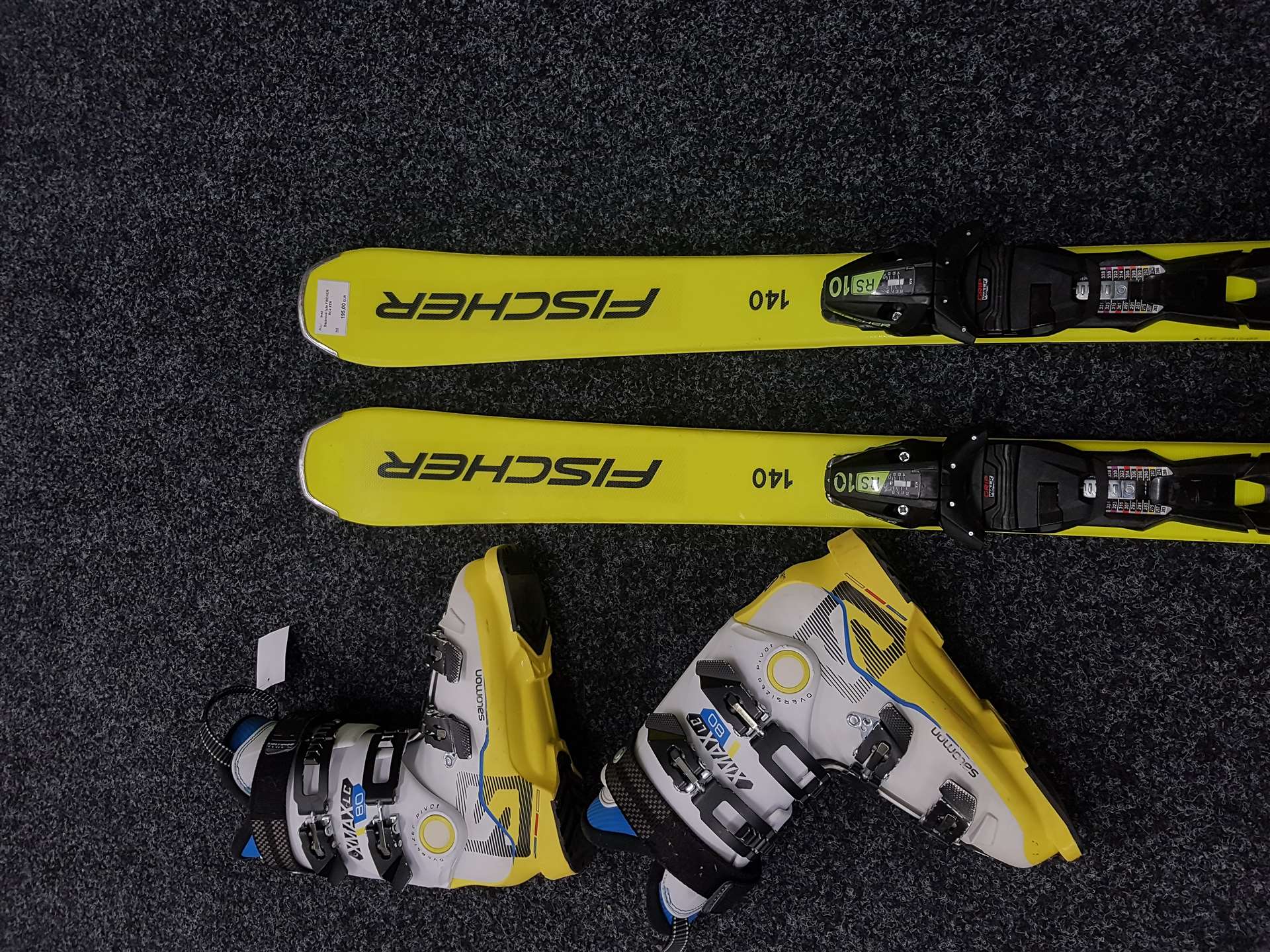 Bazárové lyže FISCHER RC4 XTR + lyžařské boty SALOMON XMAX 80