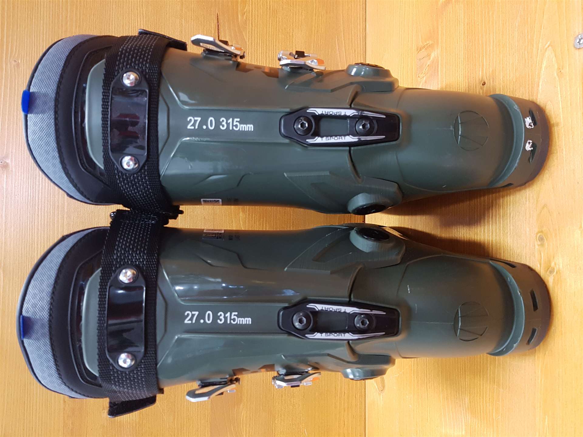 Clăpari de schi second-hand TECNICA MV 110 RT
