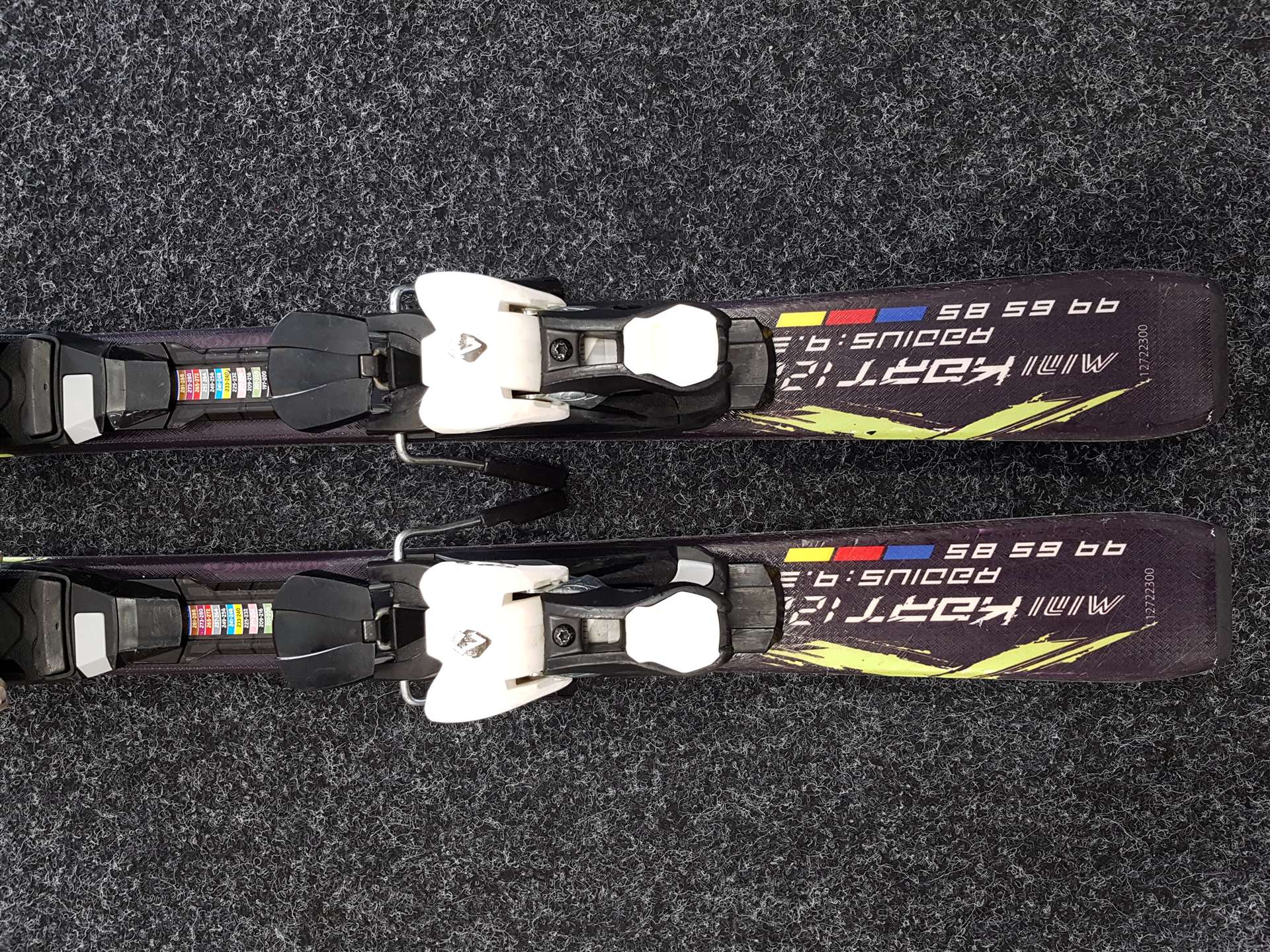 Rabljene otroške smuči SALOMON Mini Kart + vezi Salomon 7