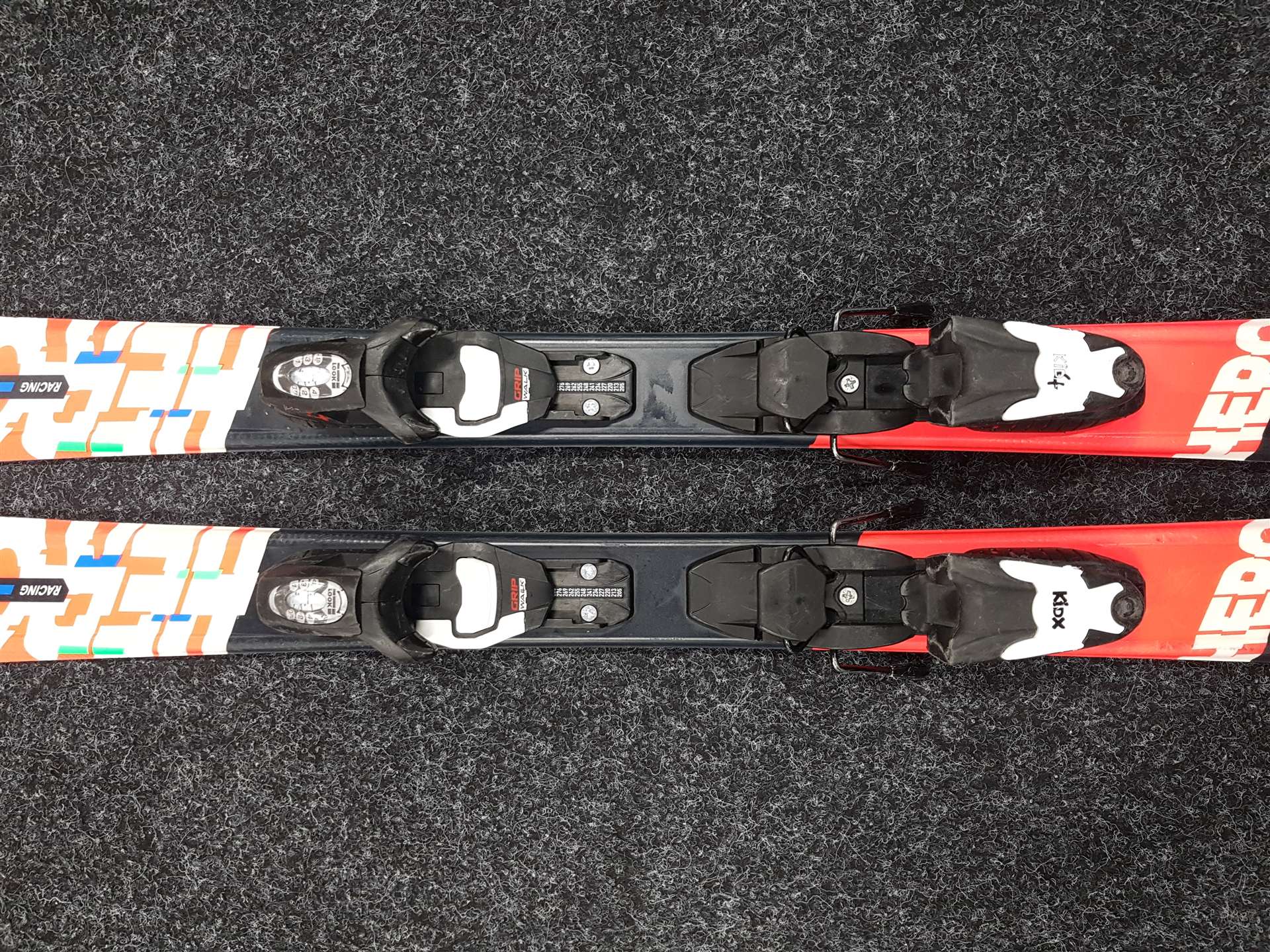 Esquís infantiles usados ROSSIGNOL Hero Junior + fijaciones Look Kid 4
