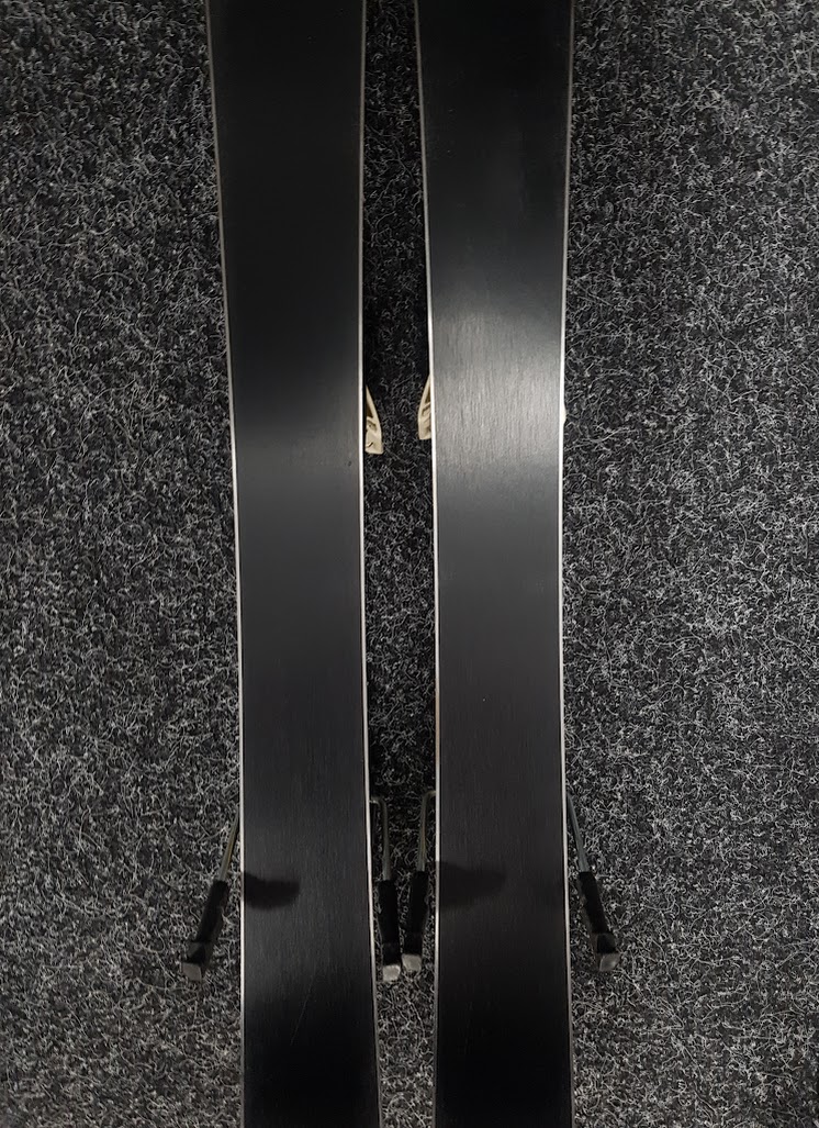 Schiuri folosite Atomic Vantage JR