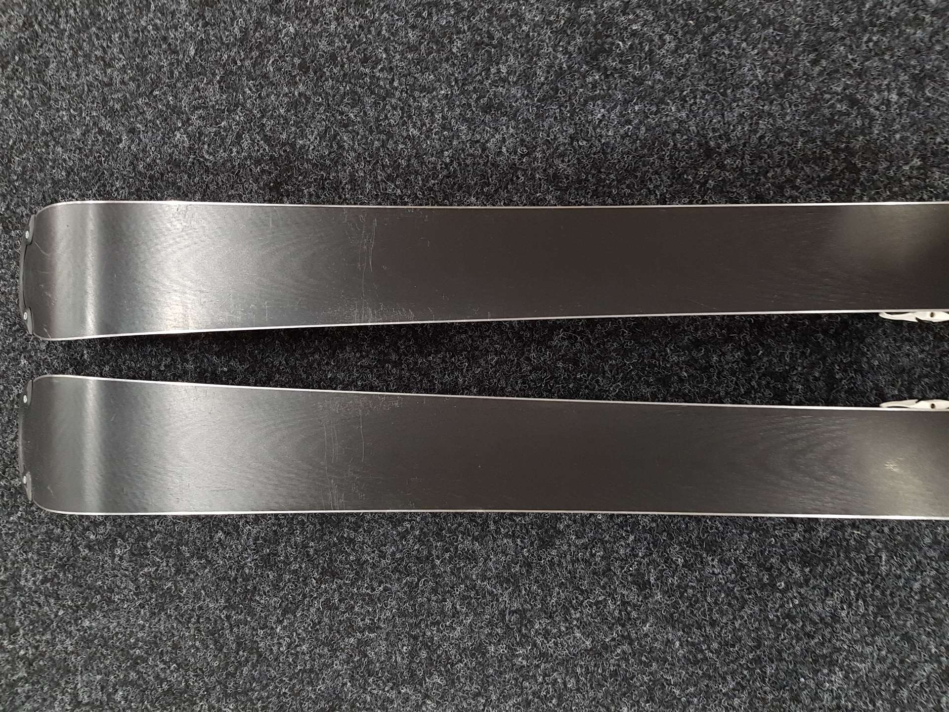 Použité lyže VOLKL Deacon 7.4 + vázání Nordica FDT 10