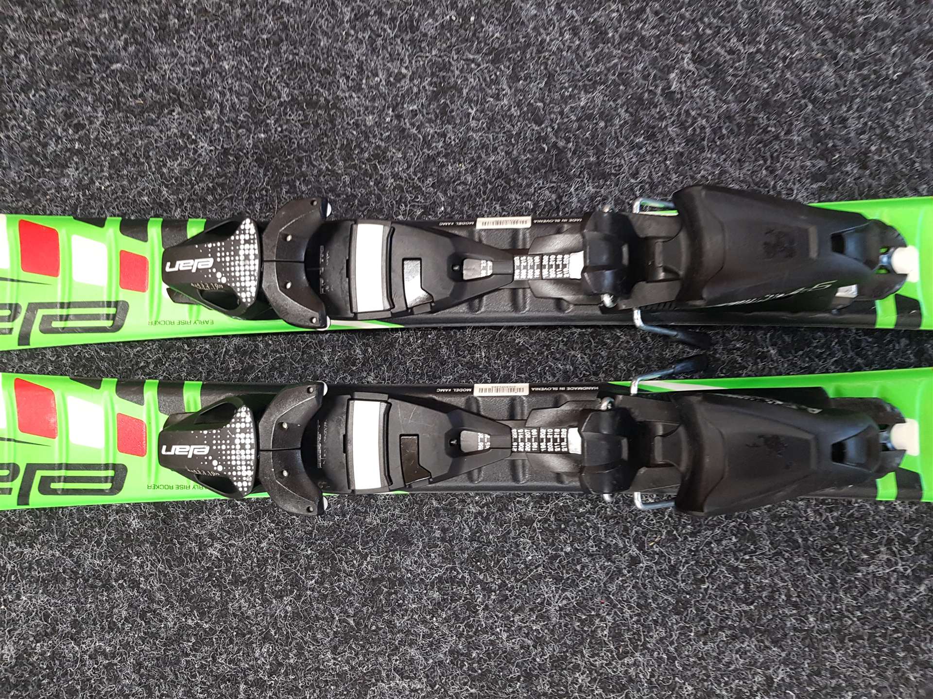 Gebrauchte Kinderski ELAN JETT + Bindungen Elan 4.5