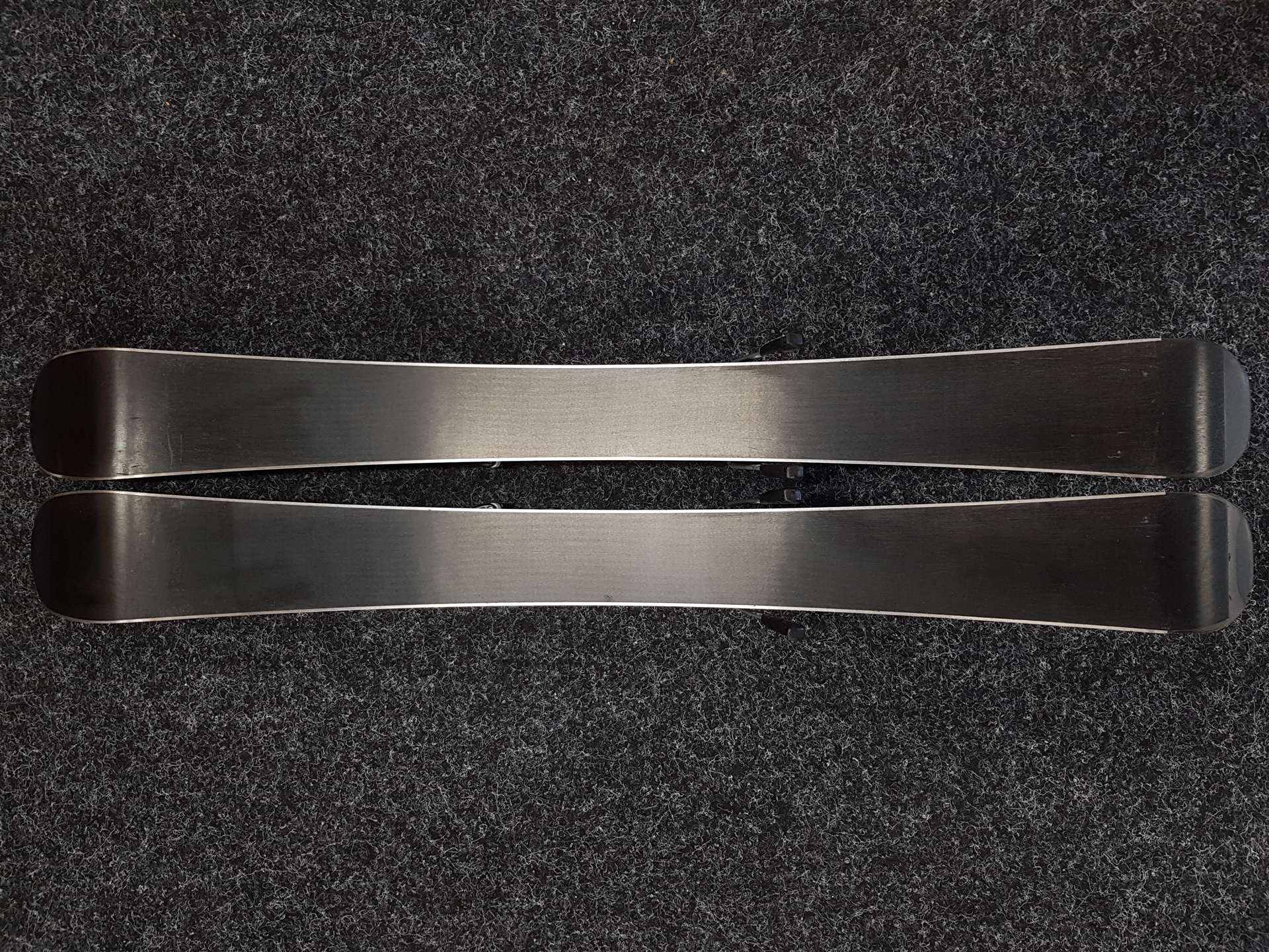 Gebrauchte Kinderski ELAN JETT + Bindungen Elan 4.5