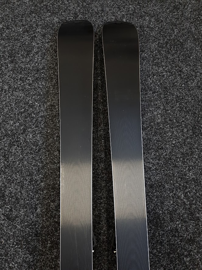 Gebrauchte ATOMIC Redster X2 Ski + Atomic L6 Bindungen