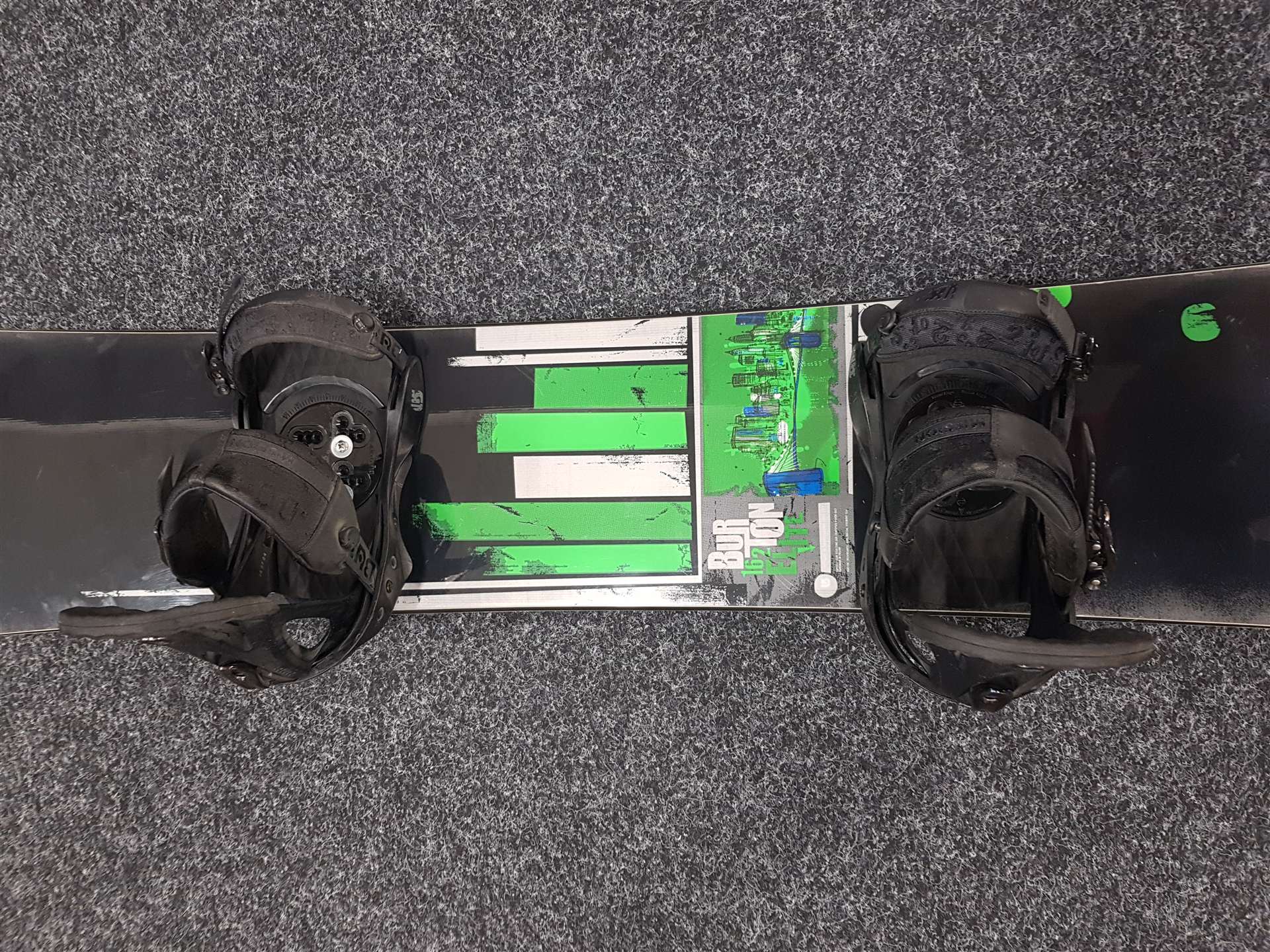 Použitý snowboard BURTON Elite 162 + vázání Burton velikost L