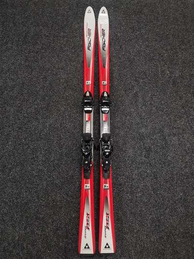 Skis Fischer Revolution à prix réduit