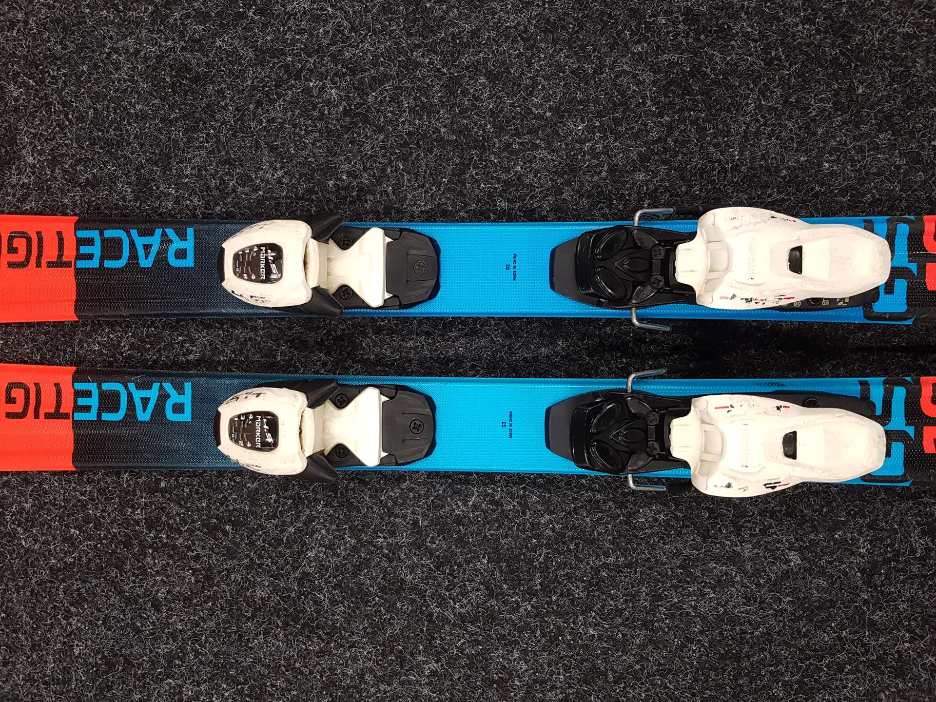 Sci da sci usati per bambini VOLKL Racetiger GS 10 + attacchi Marker 4.5