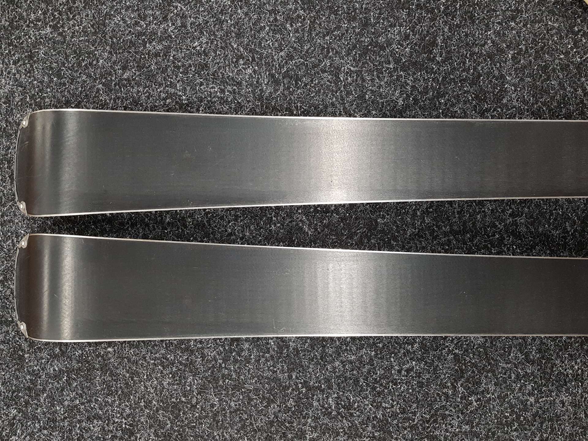 Esquís ROSSIGNOL RTX Fiber usados + fijaciones Look Xpress 10