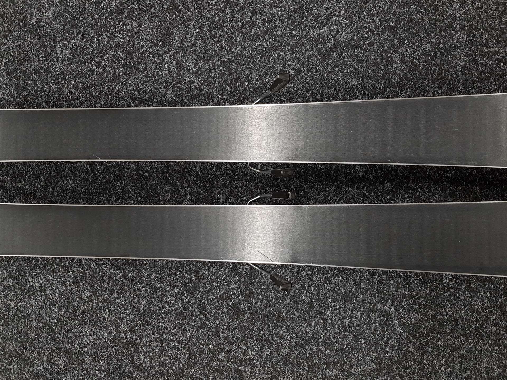 Esquís ROSSIGNOL RTX Fiber usados + fijaciones Look Xpress 10