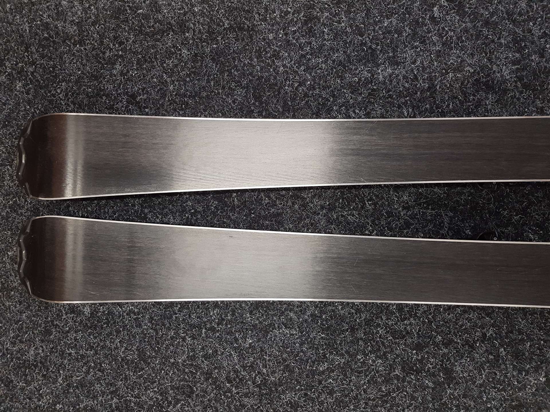 Gebrauchte Kinderski HEAD SUPERSHAPE TEAM + Bindungen Head LRX 7.5