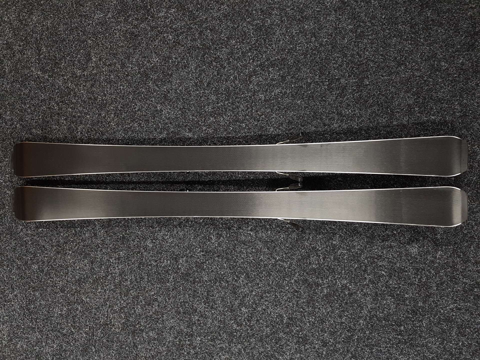 Sci da sci per bambini usati SPORTEN Venus 130 + attacchi Tyrolia SLR 7.5