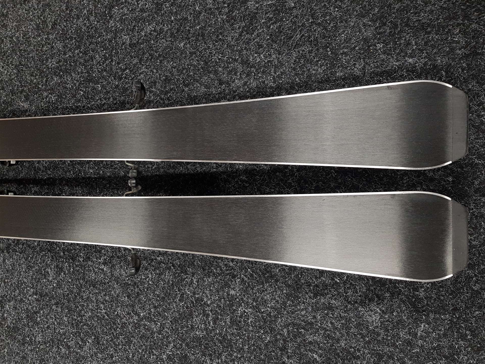 Sci da sci per bambini usati SPORTEN Venus 130 + attacchi Tyrolia SLR 7.5