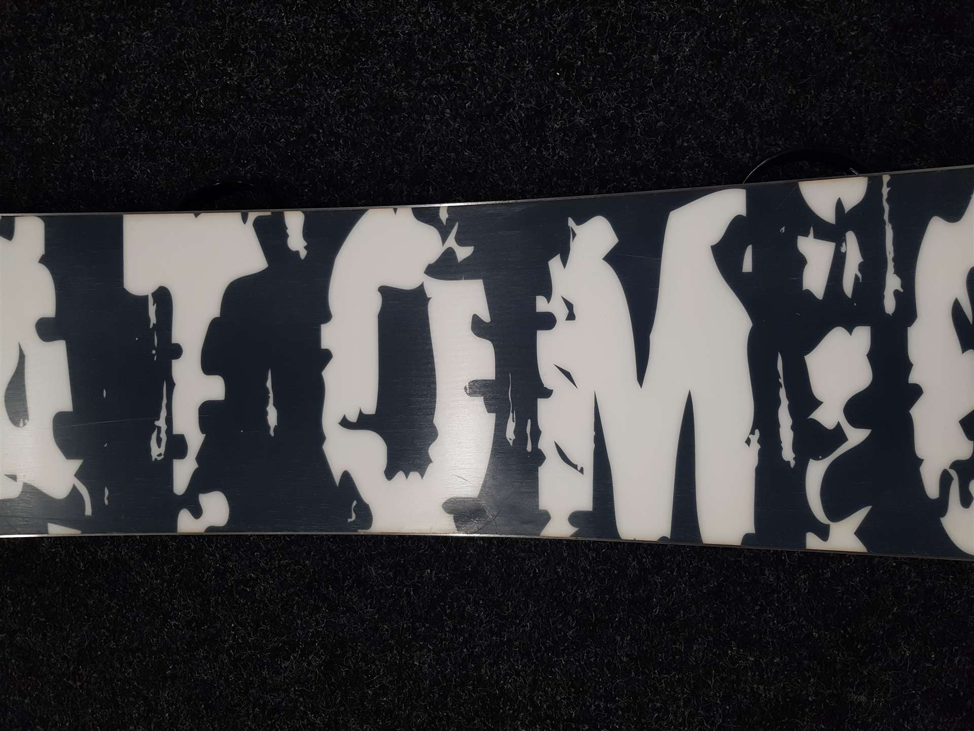 Gebrauchtes ATOMIC Snowboard + Atomic Bindungen Größe M