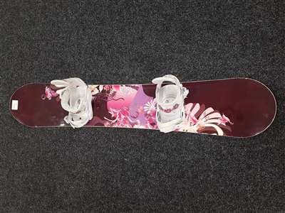 Rabljeni snowboard Cygnus Paradise + vezovi Cygnus veličina S/M