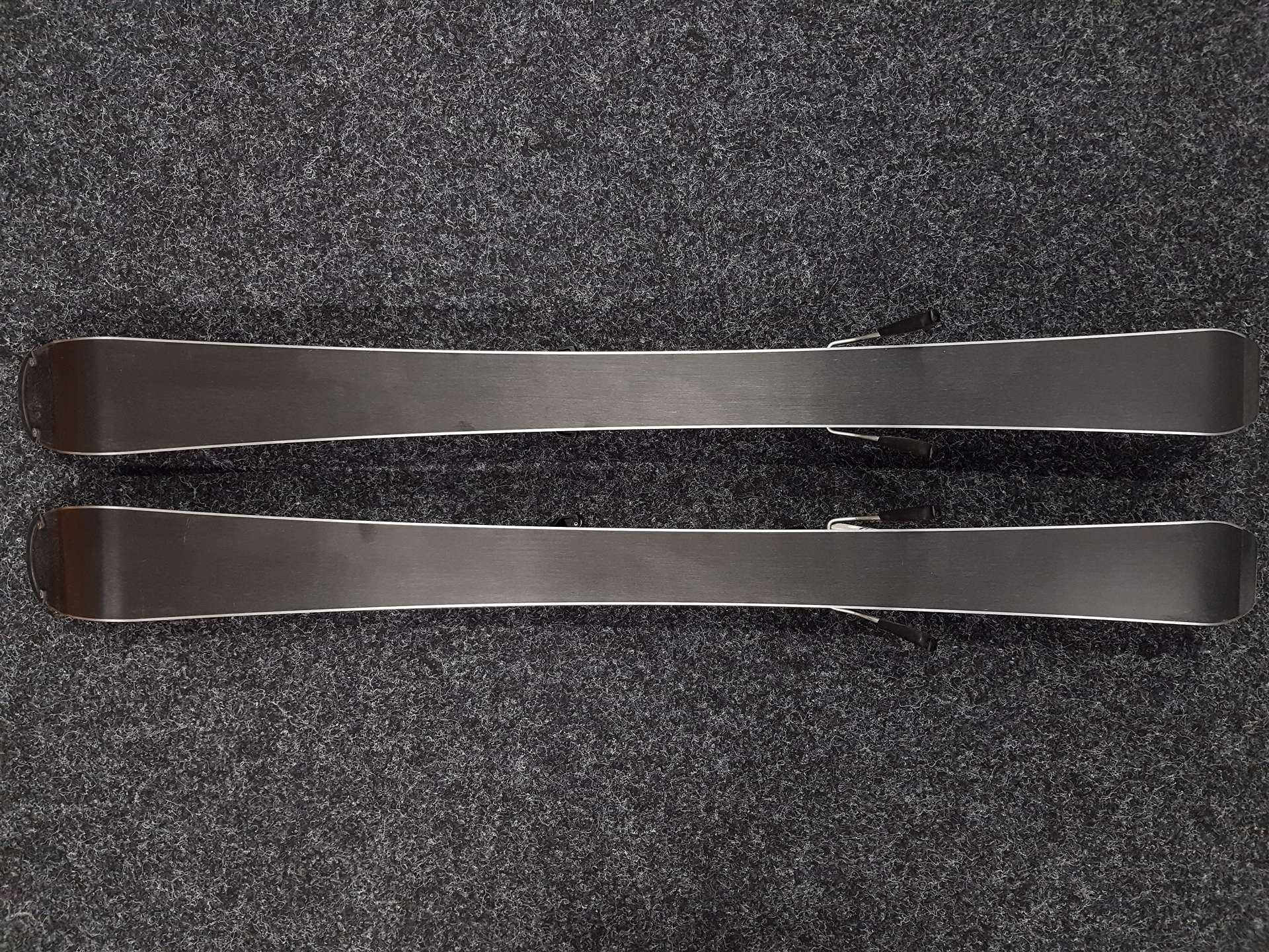 Skis enfant d'occasion SPORTEN Street + fixations Tyrolia SLR 7.5