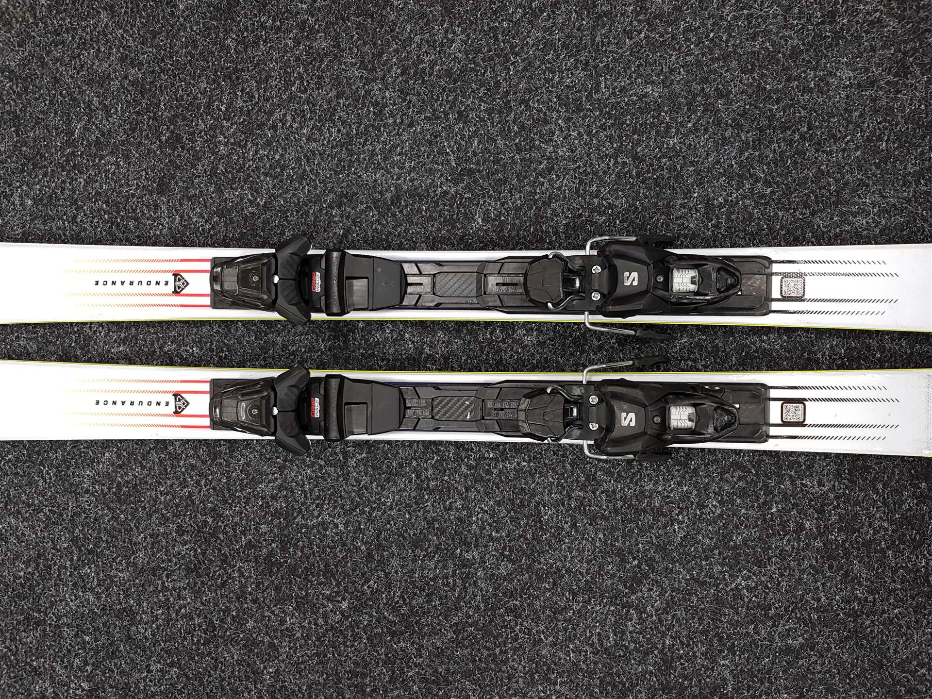 Używane narty SALOMONS/Max Endurance + wiązania Salomon M10