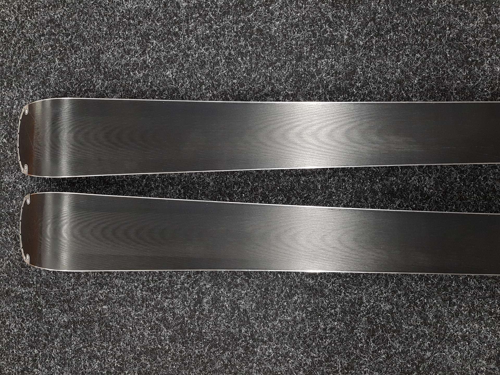 Używane narty SALOMONS/Max Endurance + wiązania Salomon M10