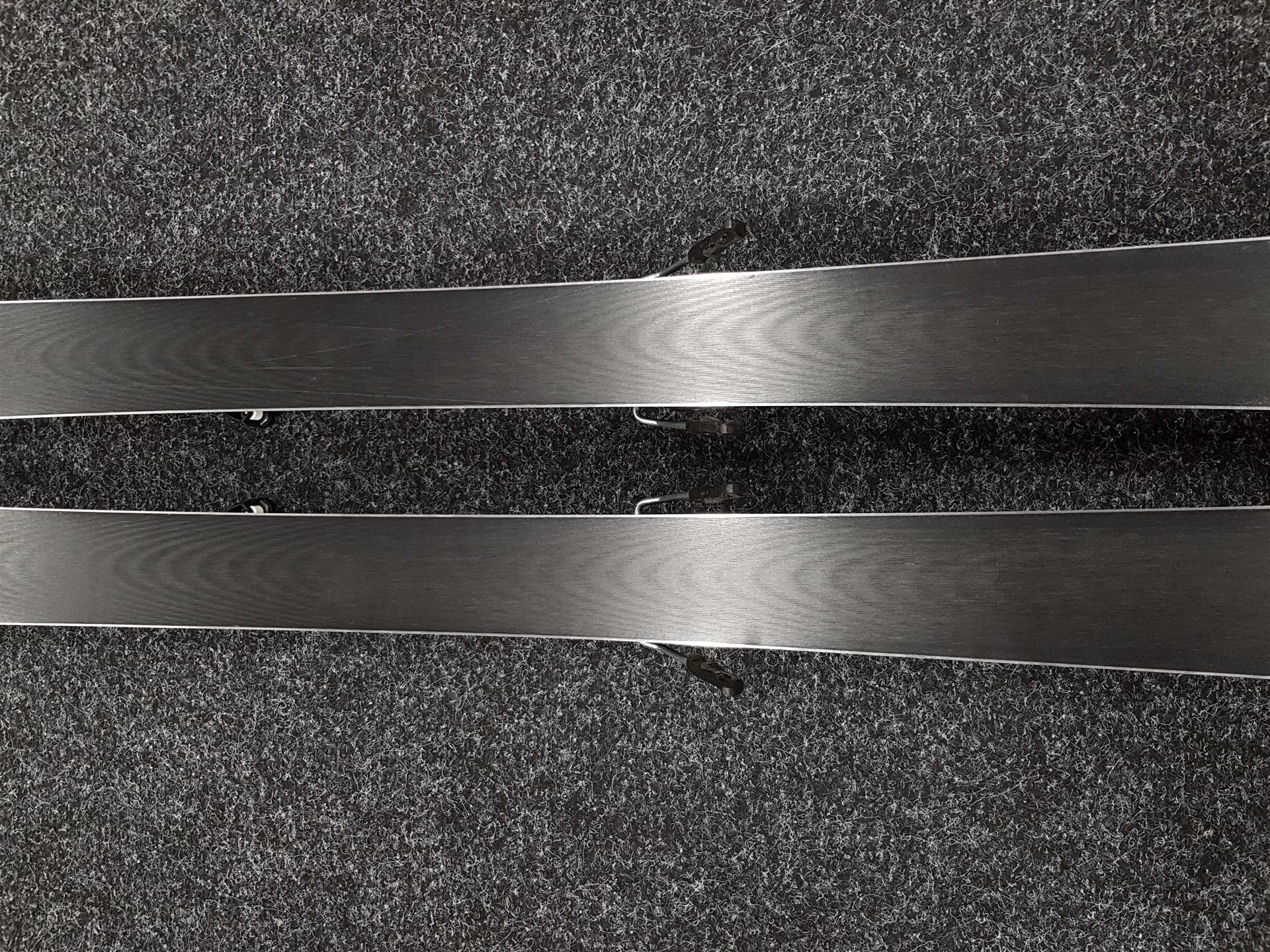 Używane narty SALOMONS/Max Endurance + wiązania Salomon M10
