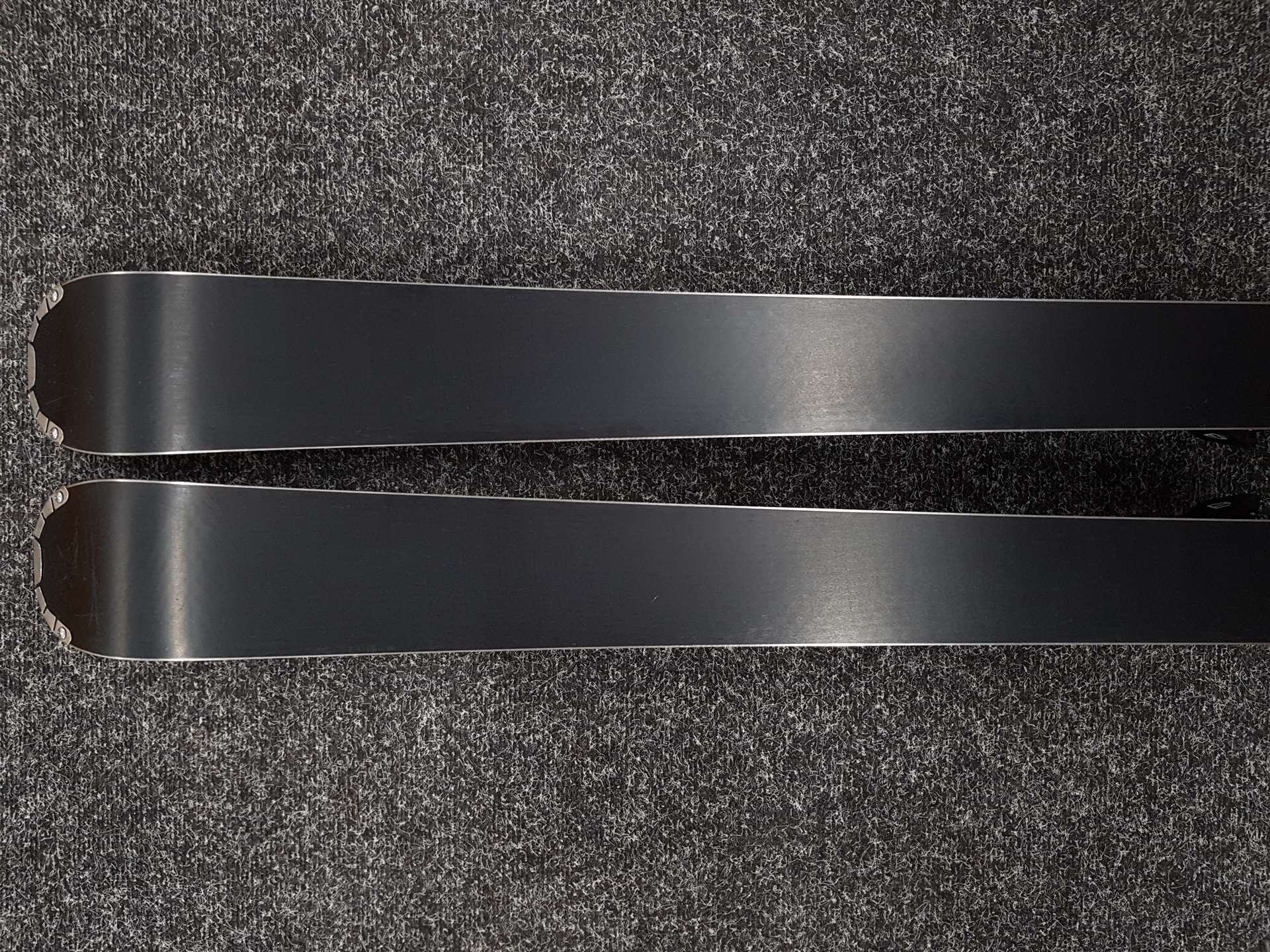 Gebrauchte Salomon X 24 HRS Skier