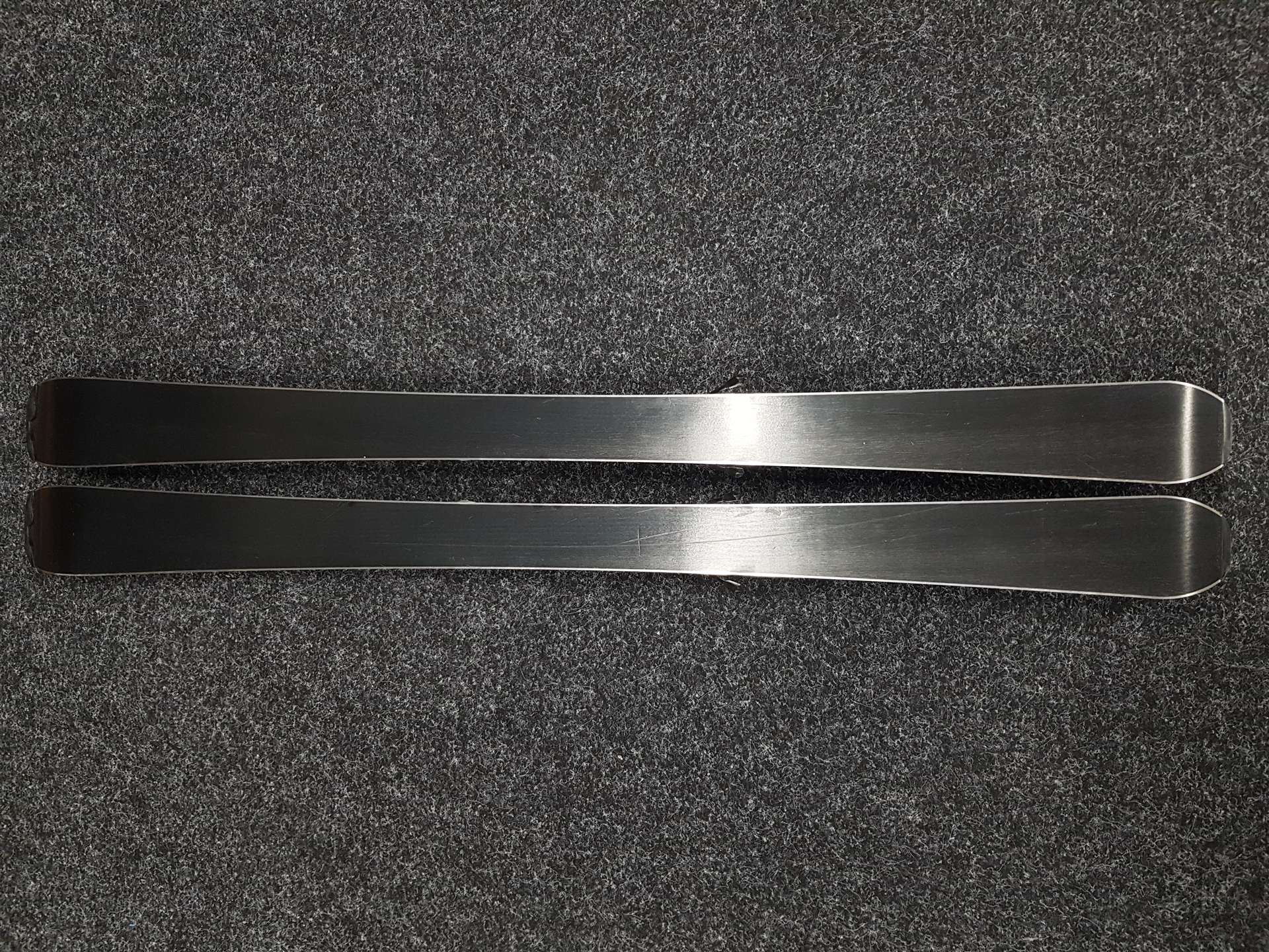 Použité dětské lyže ROSSIGNOL PRO X1 + vázání Rossignol Comp J 4,5
