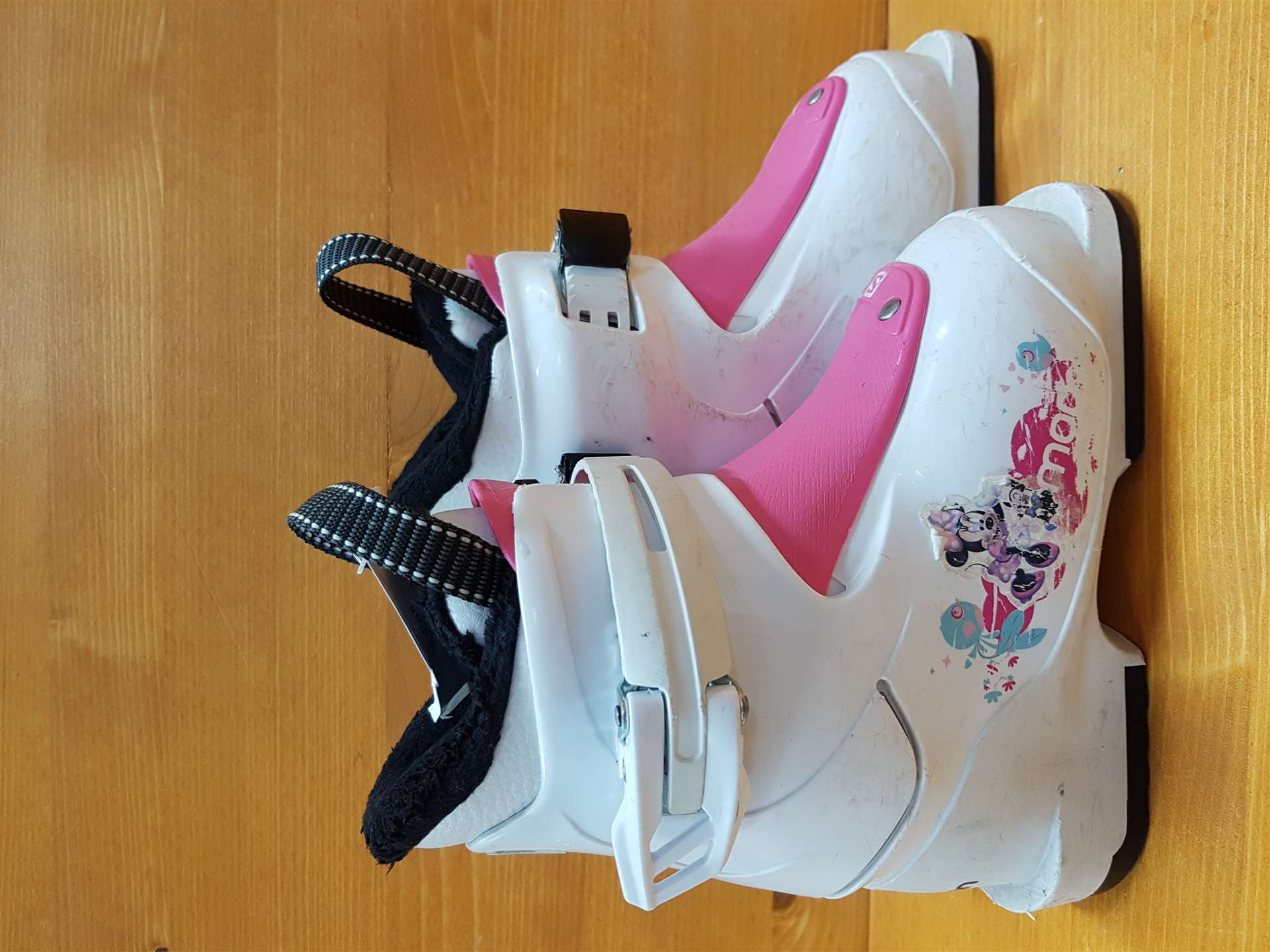 Chaussures de ski SALOMON T1 d'occasion