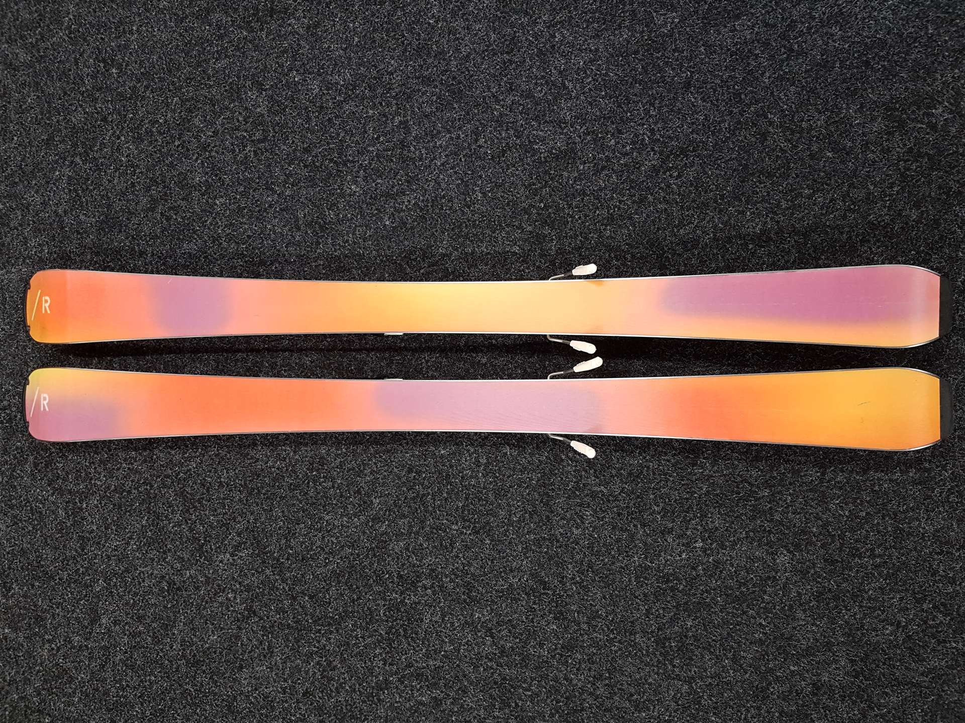 Skis SPORTEN Iridium Experience d'occasion + fixations Tyrolia MBS 11